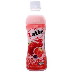 Nước giải khát Latte hương Dâu chai 345ml