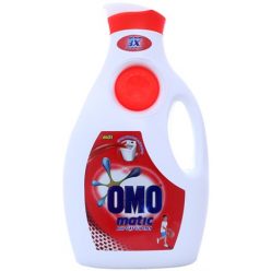 Nước giặt Omo Matic Cửa trên chai 1,9kg